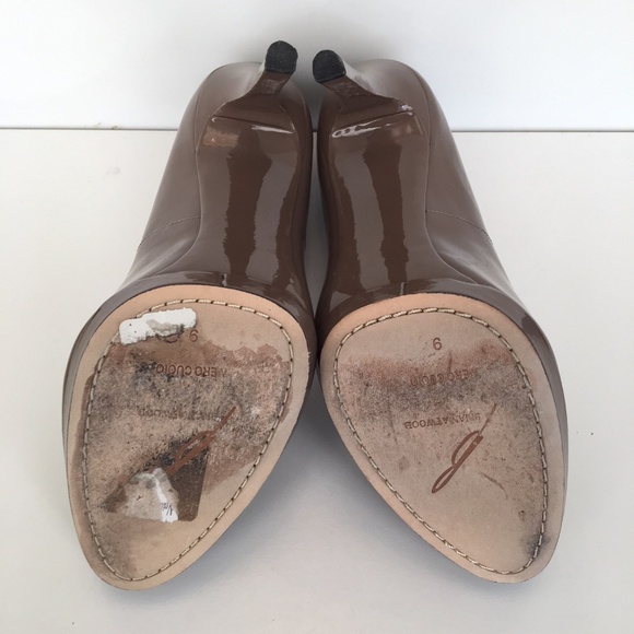 B Brian Atwood Nude Patent Pumps - Picture 5 of 6